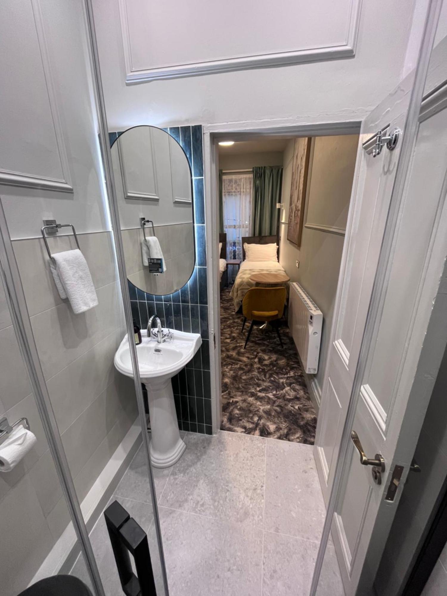 Topper's Rooms Carrick on Shannon Buitenkant foto